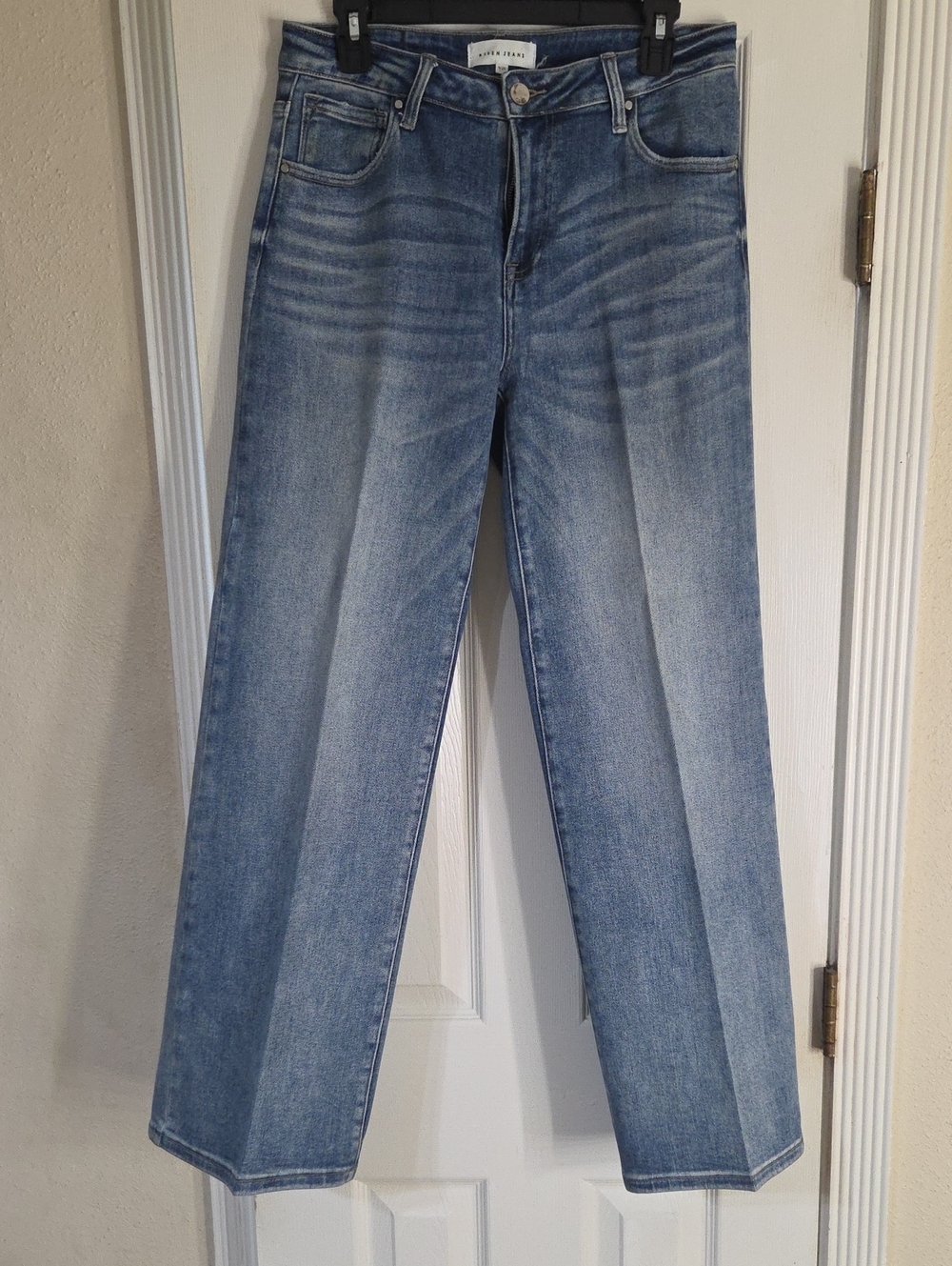 Wide Leg Jeans in Light Blue Wash by Risen. Size 9/29.